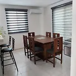 Casa Luna Gris